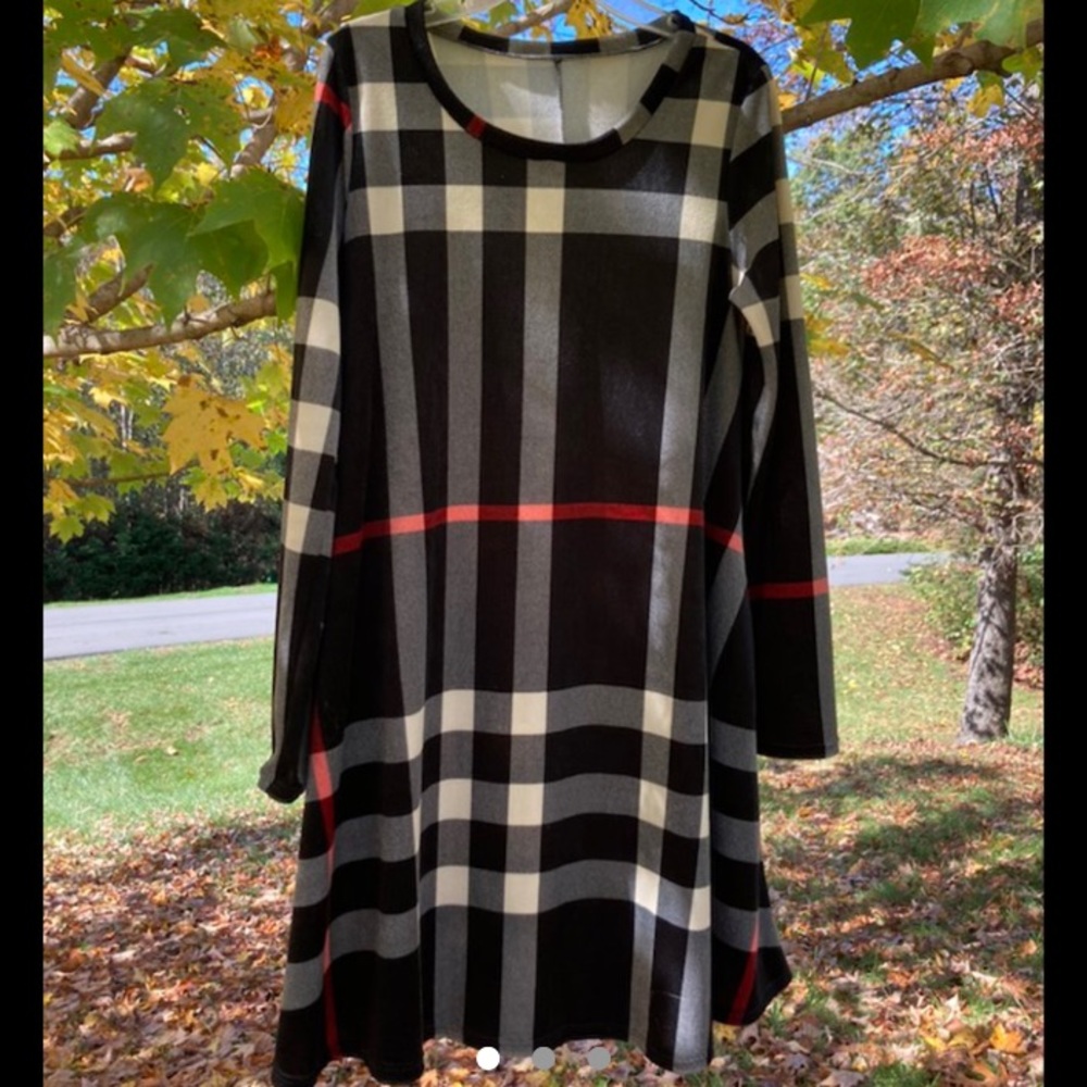 Black and red plaid velvet dress
